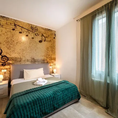 Gæstehus Blueshouse Carracci 3*