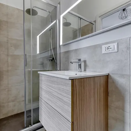 Blueshouse Carracci בית הארחה